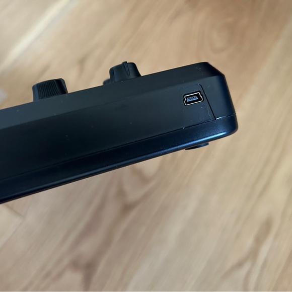 Also Pro MPK mini - Picture 3 of 3